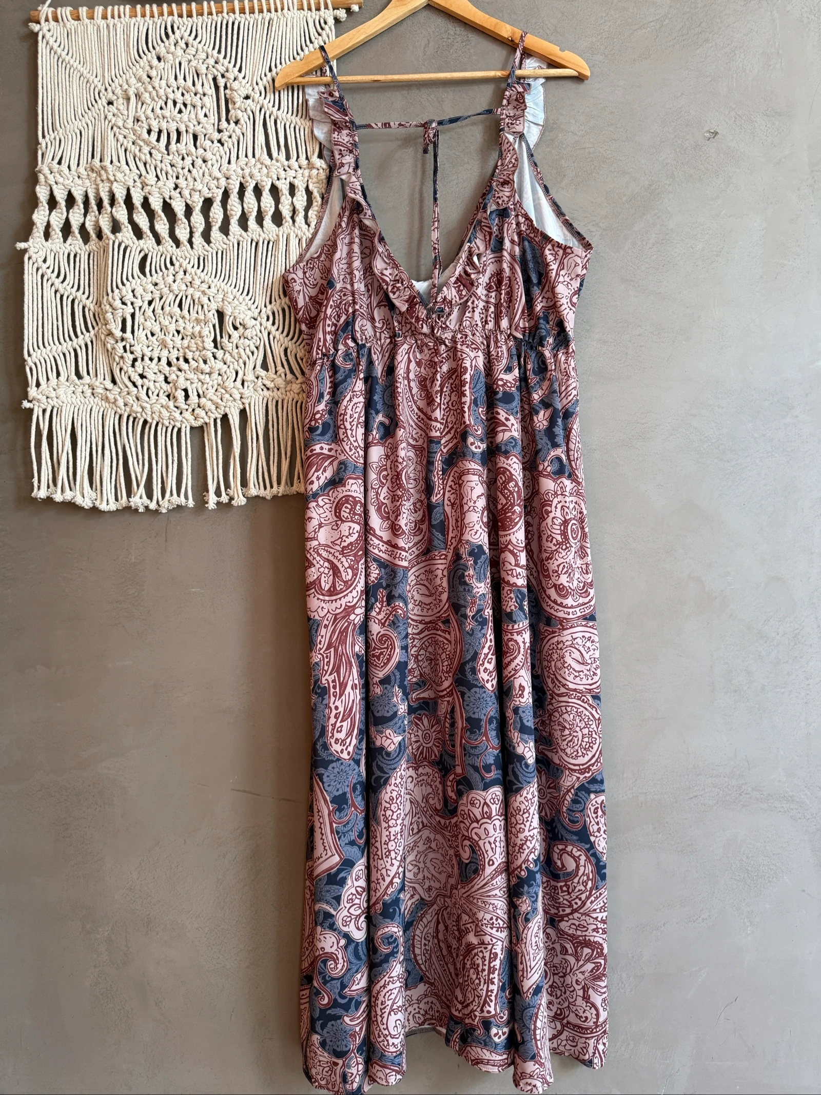Vestido tamanho 48 costas nuas decote em V – photo 7